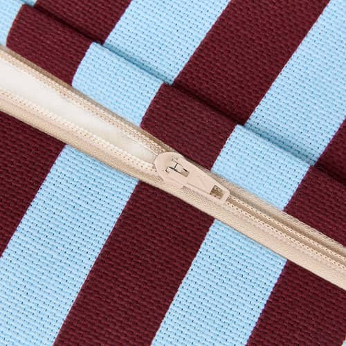 Sitzkissen für Kinder Bliss textil rot - NOBODINOZ - Bordeaux & Blau / Streifen - Expandiertes Polystyrol, Organische Baumwolle