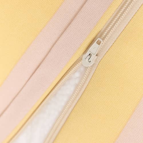 Outdoor-Sitzkissen für Kinder Vibes textil gelb - NOBODINOZ - Gelb & Rosa / Gestreift - Expandiertes Polystyrol, Polyacryl-Gewebe