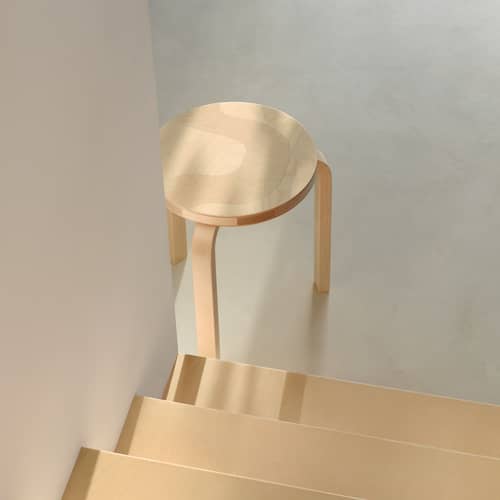 Sgabello 60 legno naturale / 3 piedi - Artek + Marimekko, 90° anniversario in edizione limitata - ARTEK - Seireeni / Motivo della betulla - Betulla lamellare, Compensato di betulla