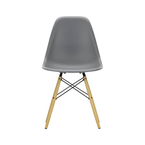 RE DSW - Eames Plastic Side Chair Chair plastic material grey / (1950) - Light wood legs / Recycled - Vitra - Granite grey /- yellow-coloured maple - Post-consumer recycled plastic, Solid maple