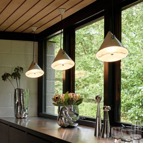 Suspension Pose LED métal beige / Ø 25 x H 24.5 cm - Orientable - Tom Dixon - Beige Mastic - Acier thermolaqué