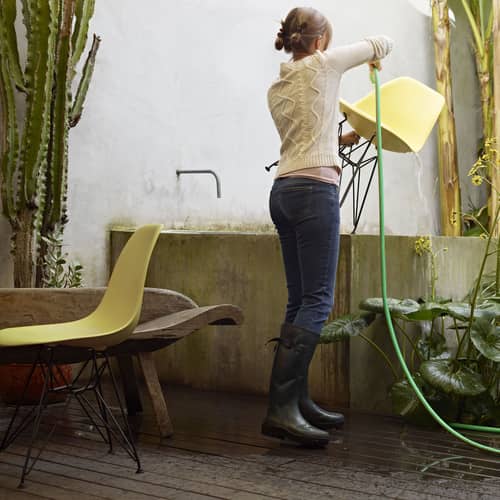 Stuhl RE DSR - Eames Plastic Side Chair plastikmaterial gelb / (1950) - Schwarzfuß / Recycelt - Vitra - Zitrone / Schwarze Füße - Epoxid-lackierter Stahl, Recycelter Kunststoff (Post-Consumer)