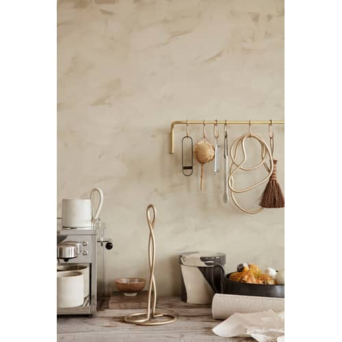 Porte-rouleau essuie-tout Curvature or métal / Laiton - Ferm Living - Laiton - Laiton massif