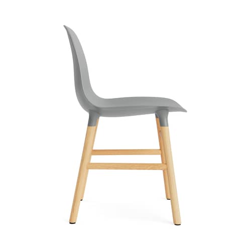 Chaise Form / Pied chêne - Normann Copenhagen - Gris / chêne - Chêne, Polypropylène