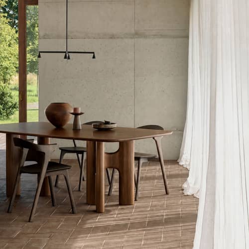 Table rectangulaire Flow bois marron / 220 x 110 cm - 8 personnes - Ethnicraft - Teck marron - Teck massif verni
