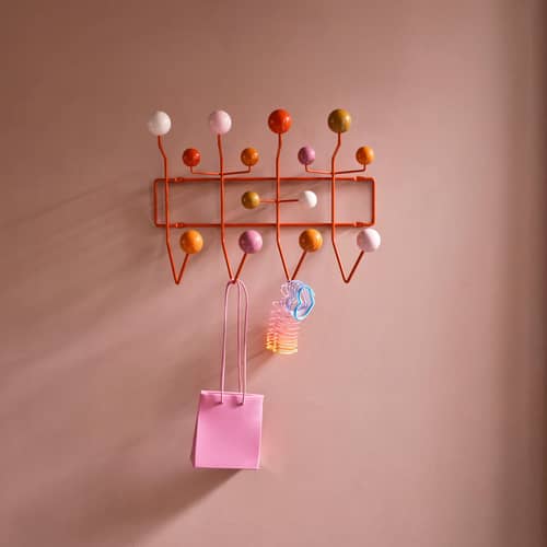 Portemanteau mural Hang it all rouge / Eames (1953) - Vitra - Tons chauds - Acier, Bois massif