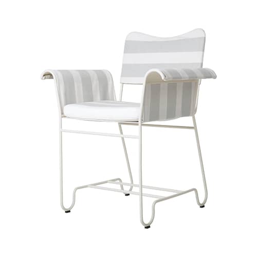 Fauteuil rembourré Tropique tissu gris / Sans franges - Matégot, réédition 50\' - Gubi - Rayé gris bleuté / Pied blanc - Acier inoxydable, Mousse, Tissu