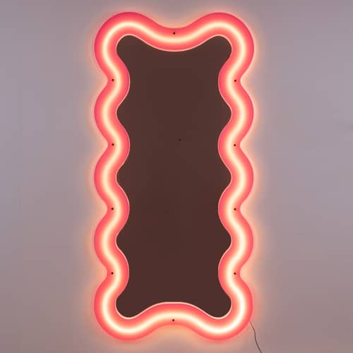 Supercurve - Tall Illuminated mirror with socket plastic material pink / LED - L 90 x H 185 cm - Seletti - Tall / H 185 cm - Acrylic, Glass