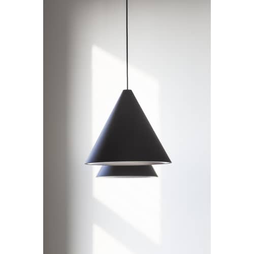 Pendelleuchte String Light Cone metall schwarz LED / 12 m langes Kabel als Deko-Element - Flos - Hängelampe in Kegelform / Schwarz - bemaltes Aluminium, Gewebe, Polykarbonat