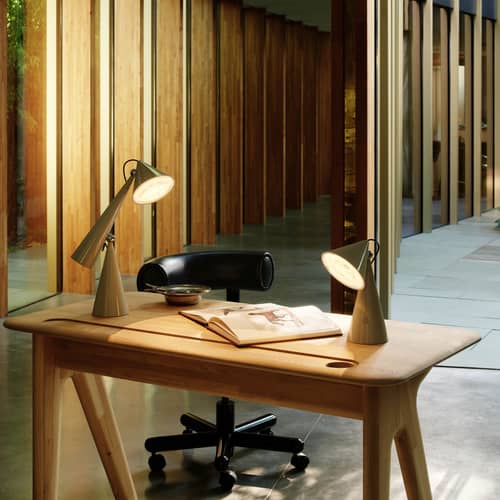 Schnurlosleuchte Pose LED plastikmaterial beige / Orientable - Tom Dixon - Beige Mastix - Polykarbonat