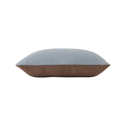 Coussin Mingle tissu marron / 45 x 45 cm - Muuto - Marron cuivré / Bleu ciel - Polyester, Tissu Kvadrat