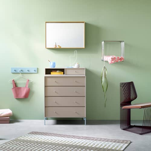 Miroir mural Colour Frame - Shelfie bois rouge / 46,8 x 69,6 x P 9,9 cm - MONTANA - Beetroot 165 -  Verre miroir, MDF laqué