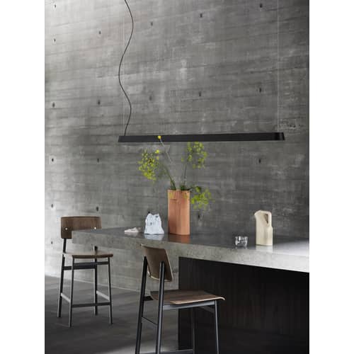 Pendelleuchte Linear LED metall schwarz / L 169,2 cm - Aluminium - Muuto - Schwarz - Aluminium
