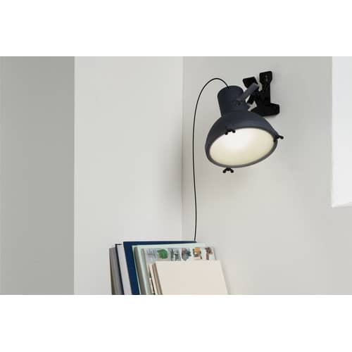 Lampe à pince Projecteur 165 métal gris noir by Le Corbusier / Réédition 1954 - Nemo - Anthracite-bleu foncé - Aluminium peint, Verre opalin