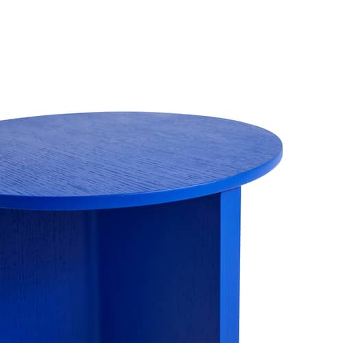 Slit Wood End table wood blue / Top - Ø 35 X H 47 cm / Wood - Hay - Blue - Oak veneer