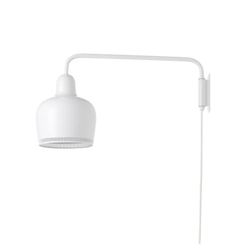 Applique con presa Golden Bell A330S metallo bianco / Alvar Aalto, 1937 - Braccio girevole - ARTEK - Bianco - Acciaio filato