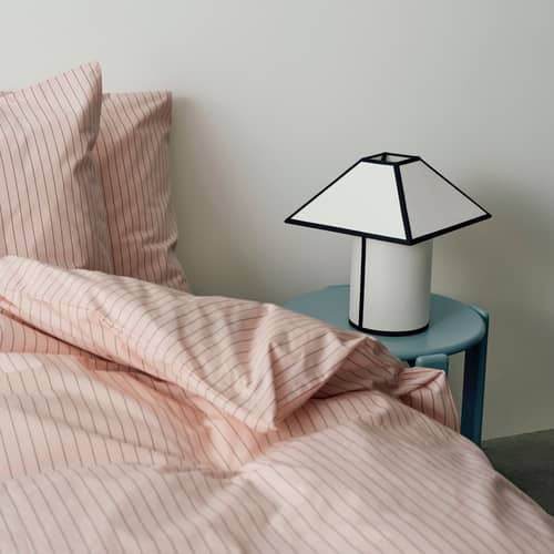 Tischleuchte Ava Pyramid textil weiß / H 32 cm - Hay - H 32 cm - ECOPET-Papier, Gewebe
