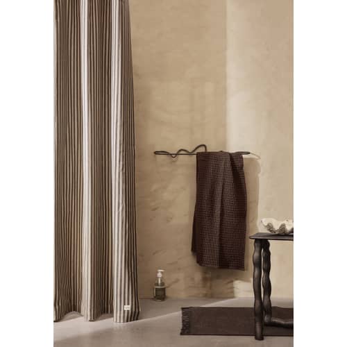 Rideau de douche Chambray Striped tissu noir beige / 160 x H 205 cm - Coton enduit - Ferm Living - Rayé /Sable & noir - Coton enduit