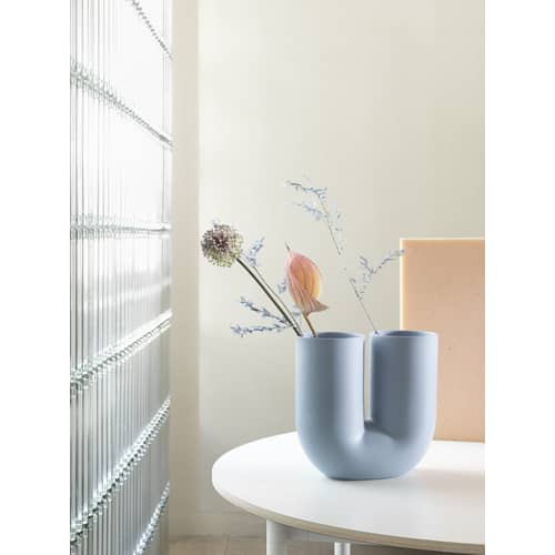 Vase Kink céramique beige / Earnest Studio, 2018 - Muuto - Sable - Céramique