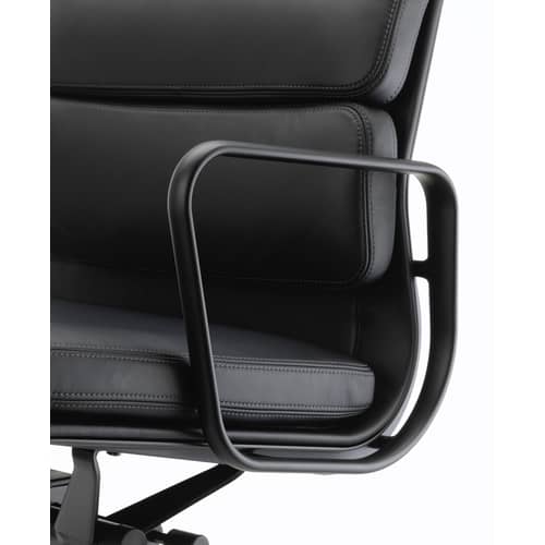 Fauteuil à roulettes Soft Pad EA 217 / Dossier mi-haut - Cuir / Eames, 1969 - Vitra - Noir (cuir) / Alu noir - Aluminium injecté, Cuir, Mousse polyuréthane