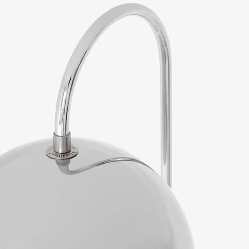 Flowerpot VP12 Floor lamp metal silver / Verner Panton, 1969 - &tradition - Chromed plated - Steel