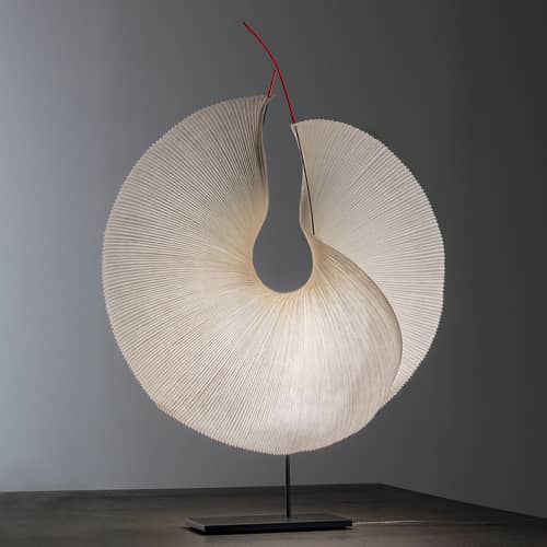 Lampe de table The MaMo Nouchies LED papier beige / Yoruba Rose - Ingo Maurer - Beige - Métal laqué, Papier japonais