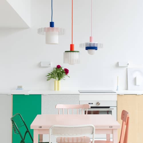 Pendelleuchte Gigi n°3 plastikmaterial bunt / Ø 28 x H 14,5 cm - Recycelter Kunststoff / Hergestellt in Frankreich - Warren & Laetitia - Kabel orange / weiß / khaki - Bioplastik, Recycelter Kunststoff