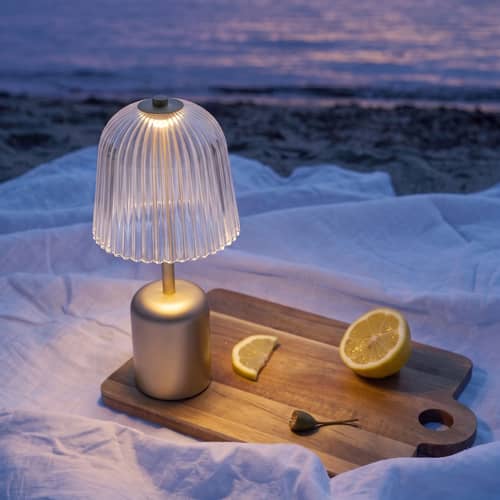 Lampada senza fili ricaricabile Asteea materiale plastico oro - NUURA - Ottone e trasparente - Acrilico, Ottone