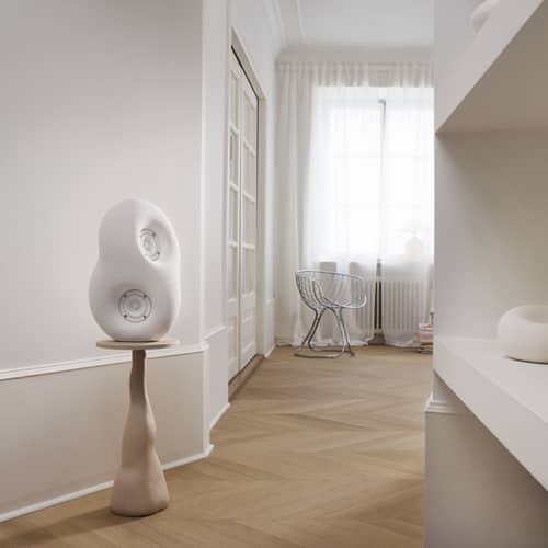 Lautsprecherbox Acoustic Sculpture corian weiß / handgeschnitzt - Bluetooth 5.0 - Transparent Speaker - Weiß - Jesmonite® Verbundwerkstoff