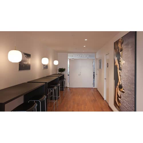 VL45 Radiohus Pendant glass white gold metal / Ø 17.5 cm - 1940 reissue - Louis Poulsen - White / Brass - Brass, Mouth blown glass