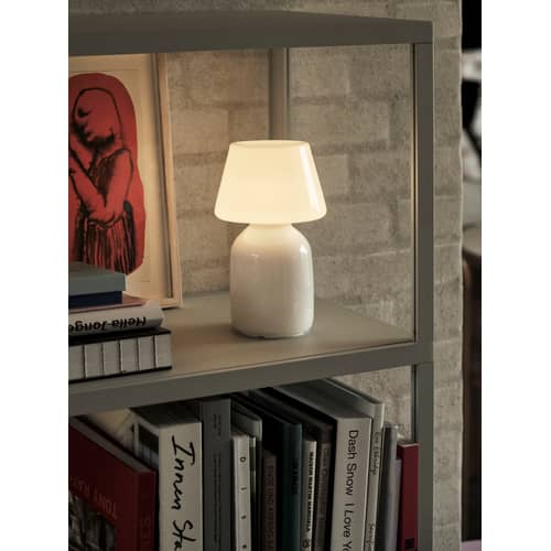 Apollo Wireless rechargeable outdoor lamp glass white / Hand-blown glass - Hay - White - Mouth blown glass