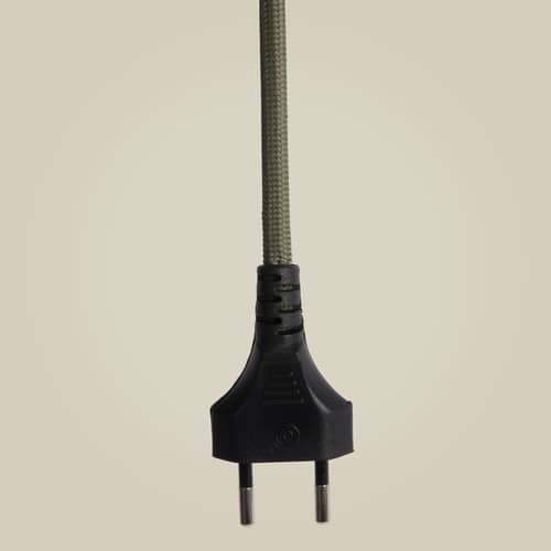 Applique avec prise Okinawa LED / 1 diffuseur orientable - GOOD&MOJO - Vert - Frêne