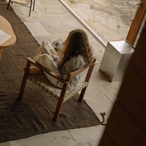 Lounge Sessel Symmetry holz natur - Frama  - Honig Esche / Stoff Beige - Gebeizte Massiveiche, Textilgurte
