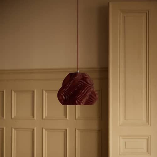 Suspension Soft Serve 02 rouge / Ø 31 x H 25 cm - CRÈME ATELIER - Cerise - PLA recyclé