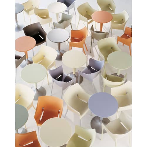 Fauteuil empilable Dr. No plastique blanc / Philippe Starck, 1997 - Kartell - Blanc cire - Aluminium, Polypropylène