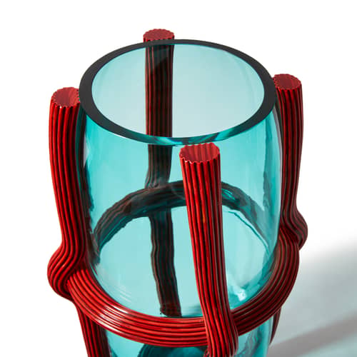 Vasen Sestiere glas grün / Ø 23 x H 37 cm - Muranoglas / Patricia Urquiola, 2022 - CASSINA - Wassergrün transparent / Rot - Mundgeblasenes Murano-Glas