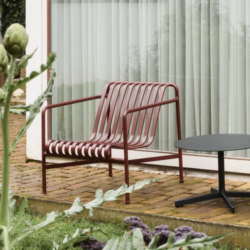 Fauteuil bas Palissade métal rouge / Dossier bas - Bouroullec, 2016 - Hay - Fauteuil / Rouge oxyde - Acier