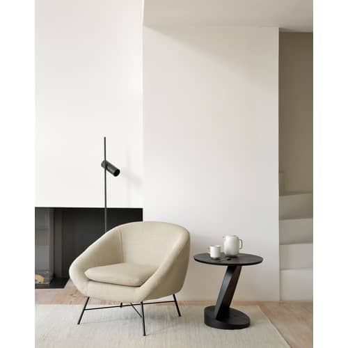 Fauteuil rembourré Barrow tissu blanc beige - Ethnicraft - Blanc cassé (tissu) / Pied noir - Métal laqué, Mousse haute densité, Tissu