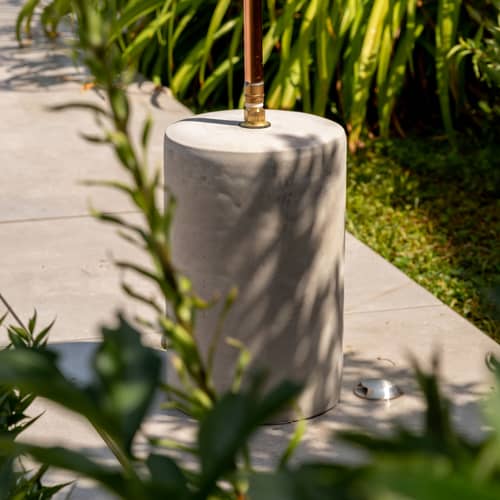 Douche d\'extérieur Aquart Lux métal pierre cuivre / Cuivre & ciment - Seletti - Cuivre / Ciment gris - Ciment, Cuivre