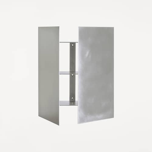 Portaoggetti da parete Sheet Cabinet metallo / 2 porte - L 59,6 x A 59,6 x P 16 cm - Frama  - Acciaio spazzolato - Acciaio inossidabile satinato