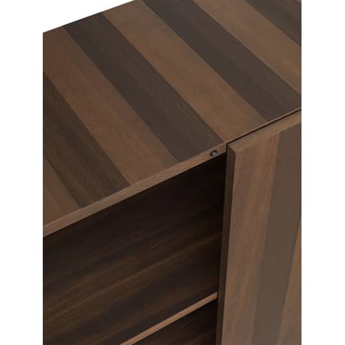 Rangement Post bois naturel / L 92 x H 134 cm -  Marqueterie faite main - Ferm Living - Rayé chêne foncé / clair - Contreplaqué de chêne
