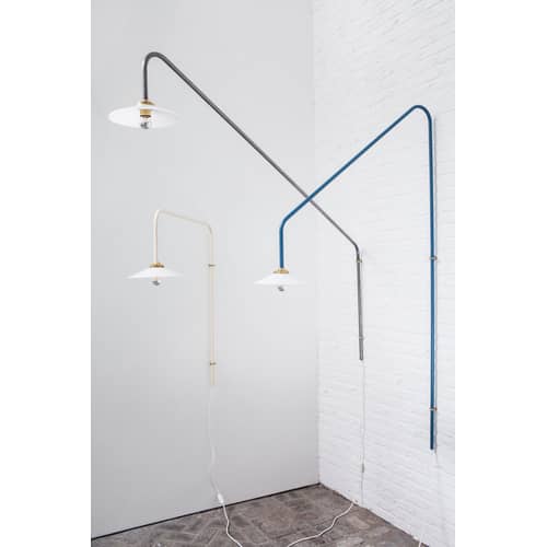 Wandleuchte mit Stromkabel Hanging Lamp n°1 grau metall / H 140 x L 175 cm - valerie objects - Rohstahl - Glas, Stahl