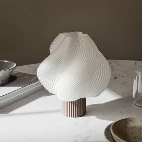 Lampe sans fil rechargeable Soft Serve marron - CRÈME ATELIER - Mocha / blanc - PLA recyclé