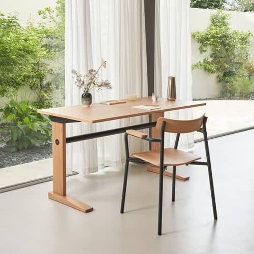 Bureau Post bois naturel / 140 x 70 cm - TIPTOE - 140 x 70 cm - Acier thermolaqué, Bois massif plaqué chêne, Chêne massif