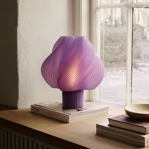 Lampe de table Soft Serve Grande violet / H 35 cm - CRÈME ATELIER - Sorbet lavande - PLA recyclé