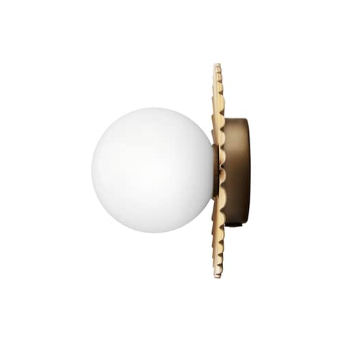 Applique salle de bains Liila Muuse Small / Plafonnier - Ø 20 cm - NUURA - Doré / Blanc opalin - Aluminium, Verre soufflé bouche