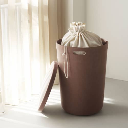 Hide Laundry basket textile brown / Recycled felt - Ø 46.5 x H 64.5 cm - Normann Copenhagen - Basket / Brown - Recycled PET felt