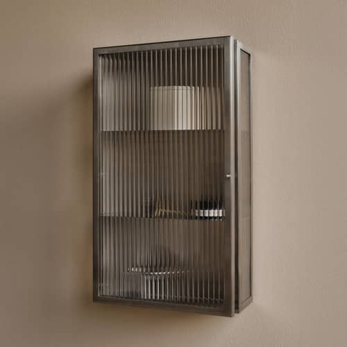 Rangement mural Haze métal / L 35 x H 60 cm - Verre cannelé - Ferm Living - Acier brossé  / Verre cannelé - Acier inoxydable brossé, Verre cannelé