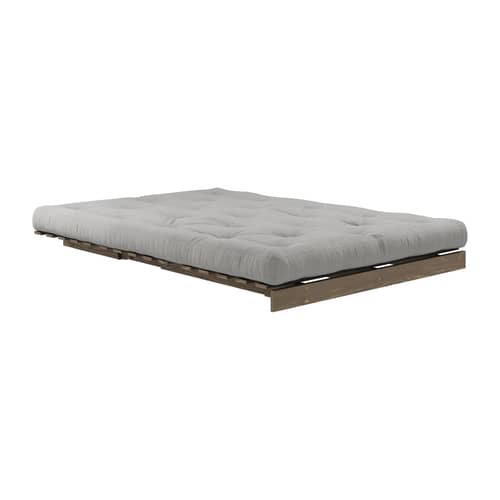 Divano convertibile Roots legno grigio / L 140 cm - 3 posizioni / Struttura marrone - KARUP DESIGN - Grigio 746 / Legno Marrone - Espanso, Fibre riciclate miste, Pino massello certificato FSC laccato, Tessuto