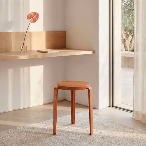 Stappelbarer Hocker Lou Chroma holz rot / Ökozertifiziertes Holz - TIPTOE - Tangerine Rot - Ökozertifiziertes Holz, Stahl